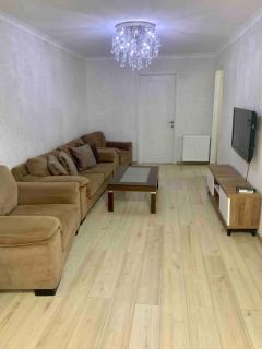 Cozy Apartment - 0