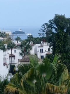 Apartamento Atico Duplex HOTEL Guadalpin Marbella - Marbella - 3