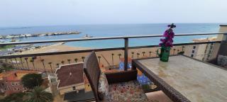 MB5C, Gran apartamento con espectaculares vistas y - Villajoyosa - 9