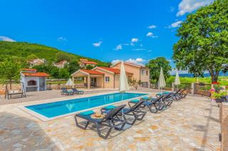 Villa Patria with Media room, Private pool, Summer kitchen, Gym - Lovreć - 7