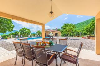 Villa Patria with Media room, Private pool, Summer kitchen, Gym - Lovreć - 2
