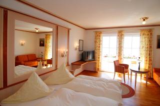 Seehotel ZUR MÜNZ - Meersburg - 1