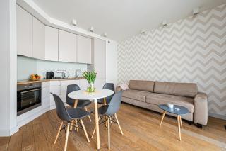 Baltiq Plaza deluxe - BillBerry Apartments - 8