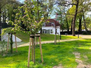 Coach House - 8