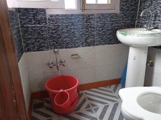 Ayra Home Stay - Srinagar - 5
