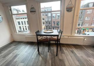 Studio's in the Center of Amsterdam with Canal View! - Amsterdam - 7