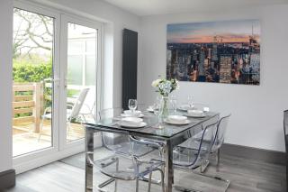 Modern 3-bed Home Near Amenities Free Parking - Southampton - 6