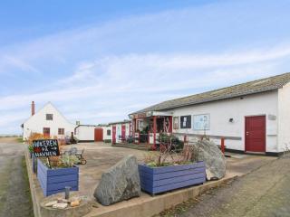 Holiday Home Elvira - 300m from the sea by Interhome - Svaneke - 1