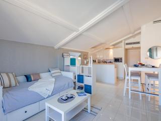 Apartment Résidence L'Amirauté by Interhome - Fréjus - 2