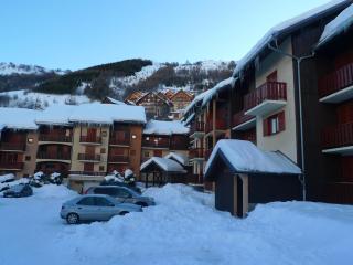 Studio cabine pour 4 personnes, 1*, exposé Sud, centre de Valloire, proche télécabine et commerces - FR-1-263-6 - 8