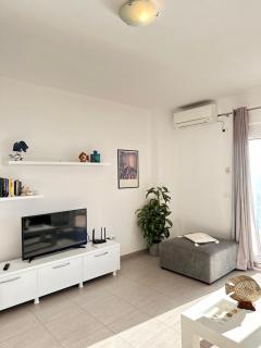 Bay View Apartment - Sarandë - 7