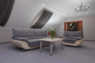 Cherkasy Palace - 2