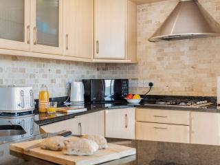 2 Bed in Tenby FB115 - Tenby - 5