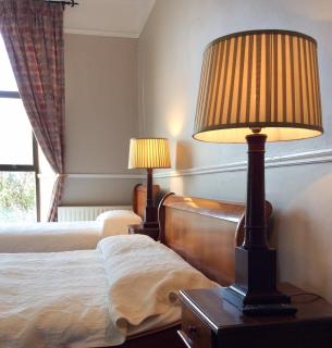 Harveys Guest House - 9