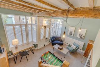 Marsh Mallow Cottage - Hot Tub Packages Available - 6