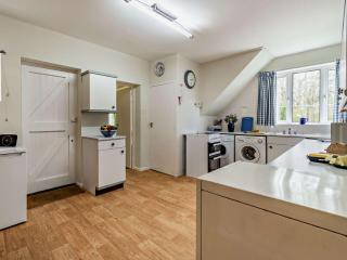 4 Bed in Uckfield BT021 - Buxted - 2