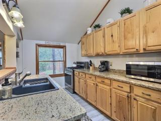 Maples Retreat - 2 Acres - Fireplace - Ellicottville - 3