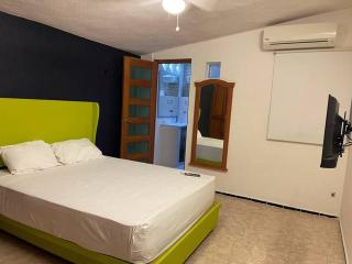 Espaciosa,Centrica y bonita casa, 10 personas - Cancún - 8