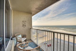 Top-Floor Beach Condo with 2 Oceanfront Balconies! - Daytona Beach - 0