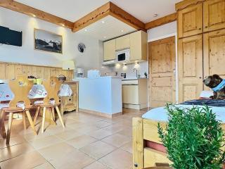 Appartement ski-in/ski-out - 4 pers, balcon au sud - FR-1-411-400 - 9