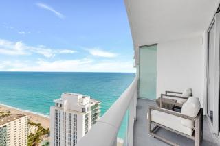 Ocean Views 2BR on 30th floor Miami - Hallandale Beach - 0