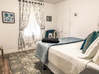 The Jailer's Cottage * Entire Home * Sleeps 12 - Spring City - 1
