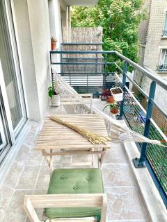 Appartement entier avec balcon sur cour à Paris - 0
