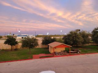 Cotulla Whitten Inn - Cotulla - 6