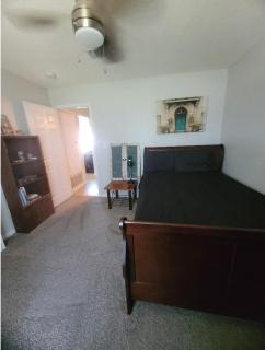 Bedroom Four minutes from beach - Pensacola - 2