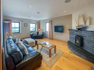 Bay View Apartment - - 6
