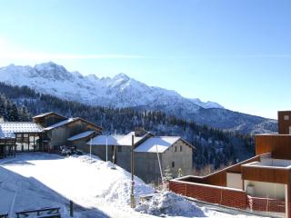 Appartement 2 pièces cabine au pied des pistes avec balcon - FR-1-557-60 - 1