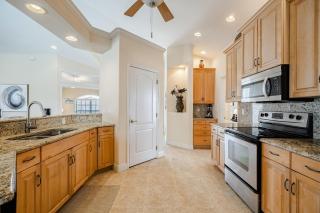 Gulf Access, Heated Saltwater Pool, Sleeps 8 - Cape Coastal - Roelens Vacations - Cape Coral - 2