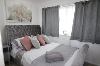 Unique two bedroom apartment - 7