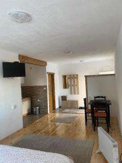 Studio Apartmani V&V - 0