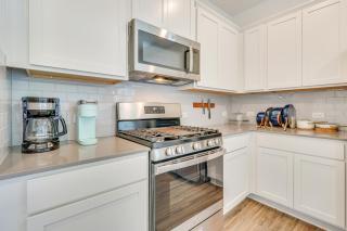 12 Mi to Dtwn Austin Quiet Home with Patio and Yard - Austin - 8
