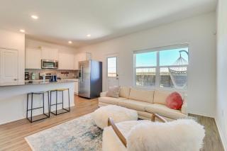 12 Mi to Dtwn Austin Quiet Home with Patio and Yard - Austin - 6