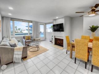 Oceanfront Condo with Front Patio, Gas Grill, Fire Pit - Prime Location!! - San Diego - 9