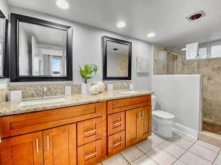 Oceanfront Condo with Front Patio, Gas Grill, Fire Pit - Prime Location!! - San Diego - 3
