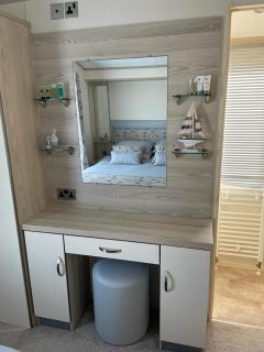 Harbour Escape - Church Farm - Pagham - 1