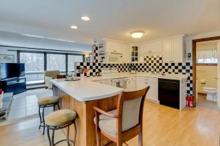 Pet-Friendly Home with Deck 4 Mi to Jay Peak Resort - Montgomery Center - 5