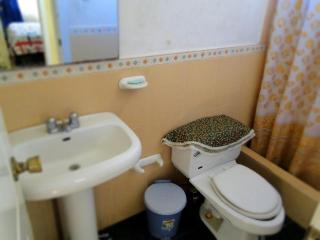 GUESTHOUSE MOUNTAIN TRAVEL ECUADOR - - 5