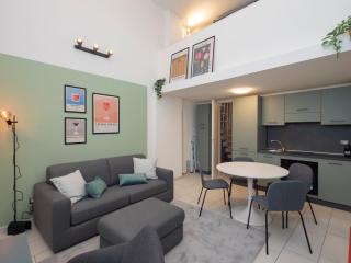 [IHost Apartment] - Romilli 17A - 1