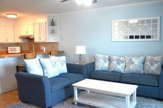 Living the Dream on the beach! - Carolina Beach - 6