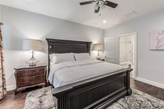 Stylish 3 BDR House 5 miles to Downtown! - Houston - 6