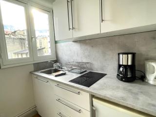 Studio lumineux avec balcon et ascenseur au cœur d'Aix-les-Bains - Idéal 1-2 personnes - FR-1-555-84 - Aix-les-Bains - 4