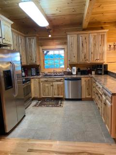Peaceful Cabin on Lake Sleeps 18 w outdoor kitchen - 1