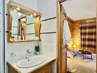 Beau 4 pièces esprit montagne à Tignes avec balcon, WiFi et casier à ski - FR-1-411-884 - Tignes - 3