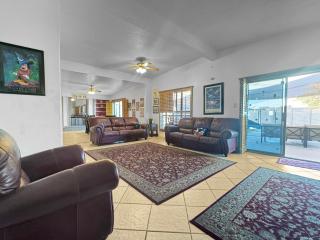 Remodeld5BR Modern Retreat with Covered Pool - 9