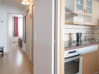 Appartement 2 pièces avec balcon, exposé sud/ouest, à 500 m des pistes, proche commerces et parking - FR-1-449-20 - 2