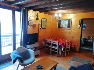 Chalet savoyard avec terrasse, proche des pistes et vue sur montagne - FR-1-459-129 - La Clusaz - 3